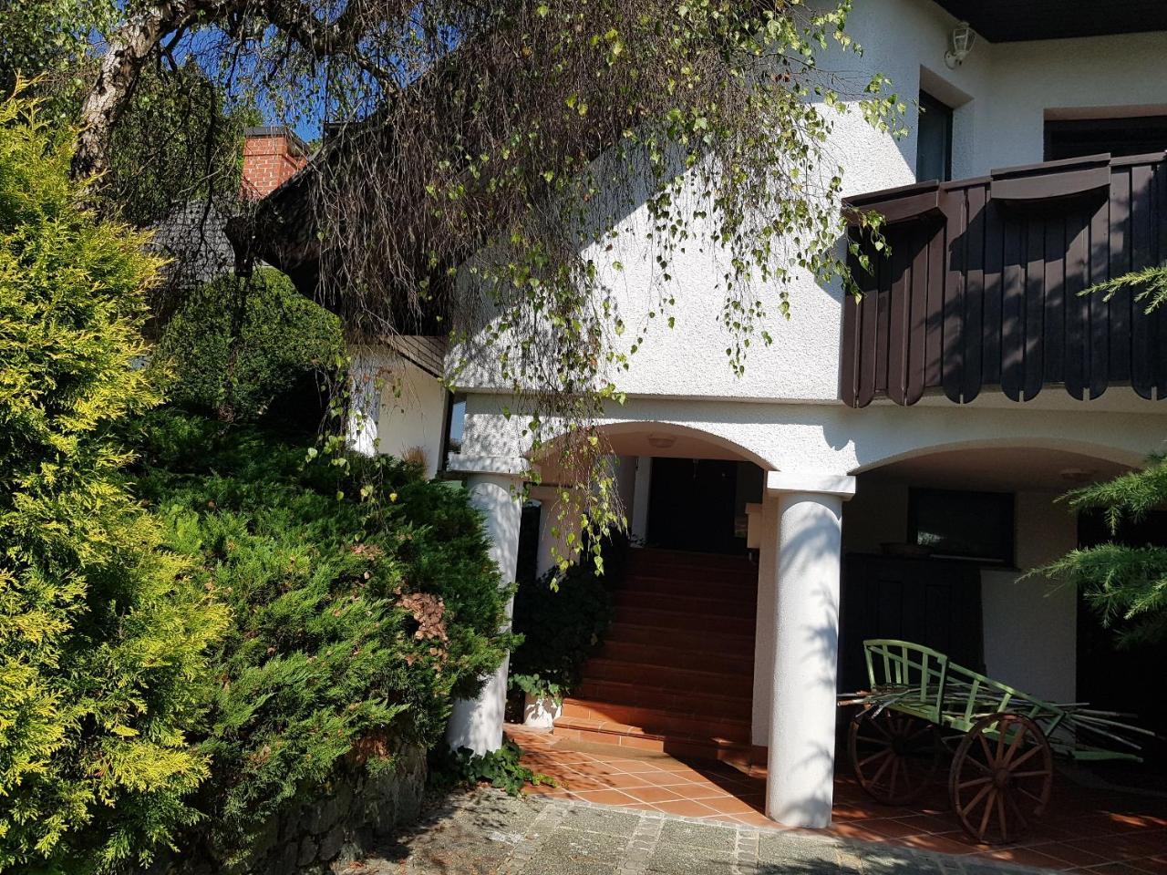 Pr'Simi Bed and Breakfast Golnik Εξωτερικό φωτογραφία